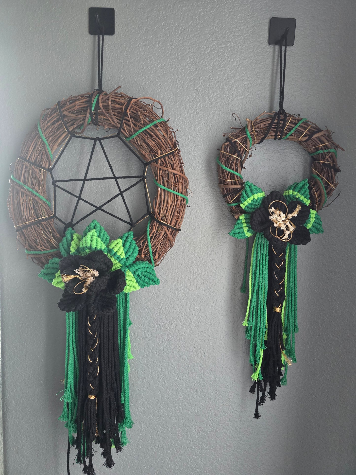 12" *Pentacle* Colors of the Rainbow 🌈 macrame flower wreath